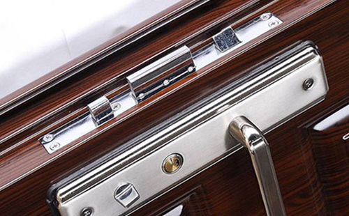 仁化24小时上门开锁公司